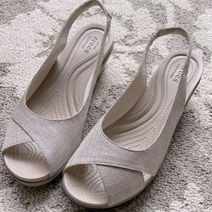 Leigh Ann Shimmer Slingback Wedge